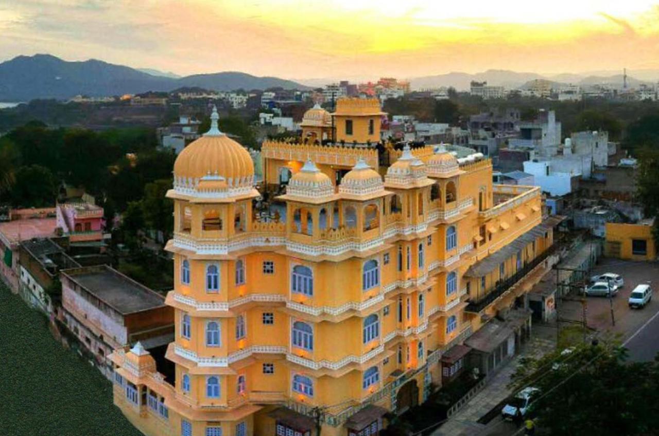 Bloom Boutique L Lake Pichola Udaipur Exterior photo
