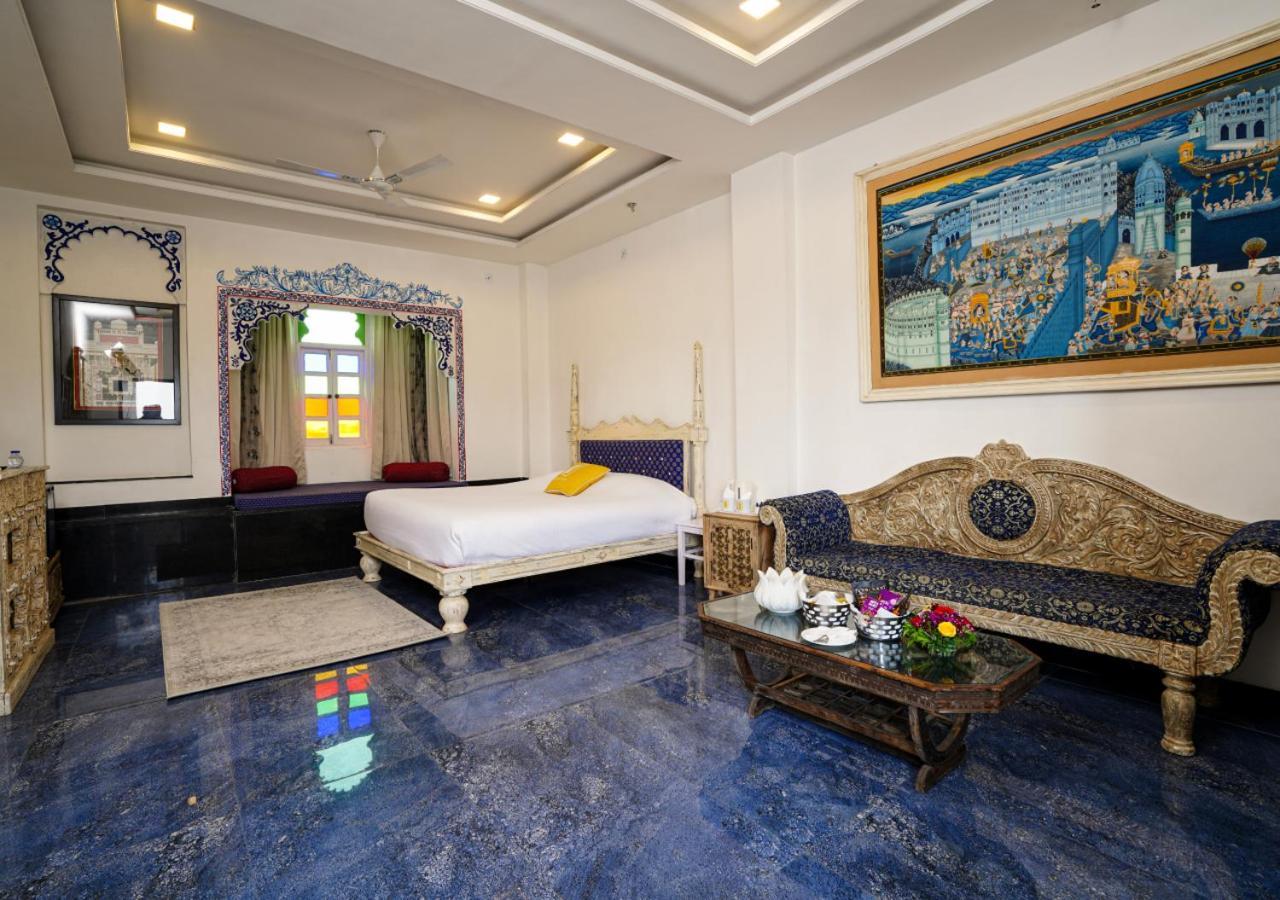 Bloom Boutique L Lake Pichola Udaipur Exterior photo