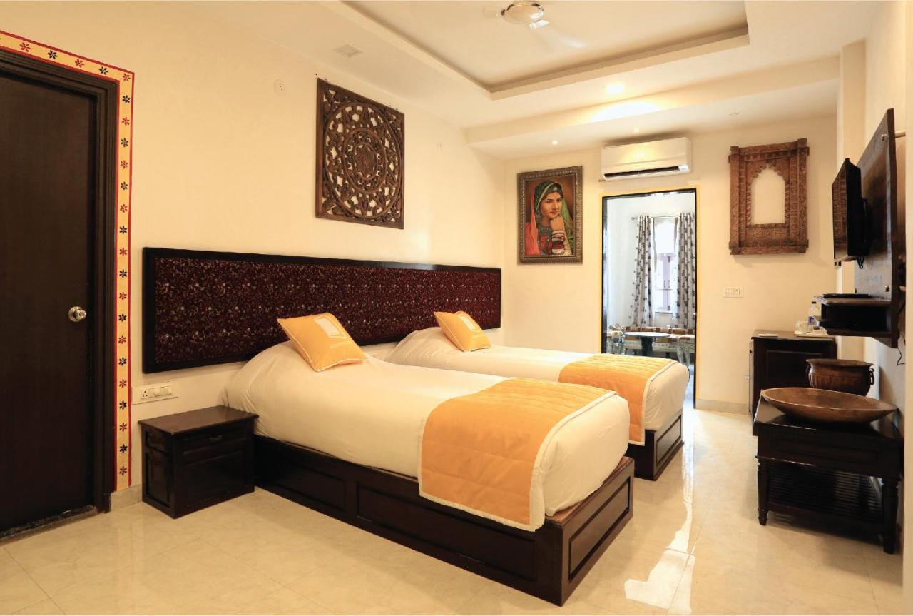 Bloom Boutique L Lake Pichola Udaipur Exterior photo